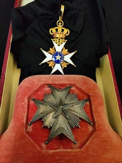 全场0元起拍 第17期 咸鱼国勋章拍卖专场 11月27日（周日）下午6：00开始 - 瑞典大十字級北極星勳章大綬第三版魚鱗版銀質琺瑯