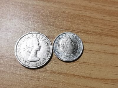 上议院收藏—通古斯四期拍  全场0起 - 带英和瑞士硬币各一个