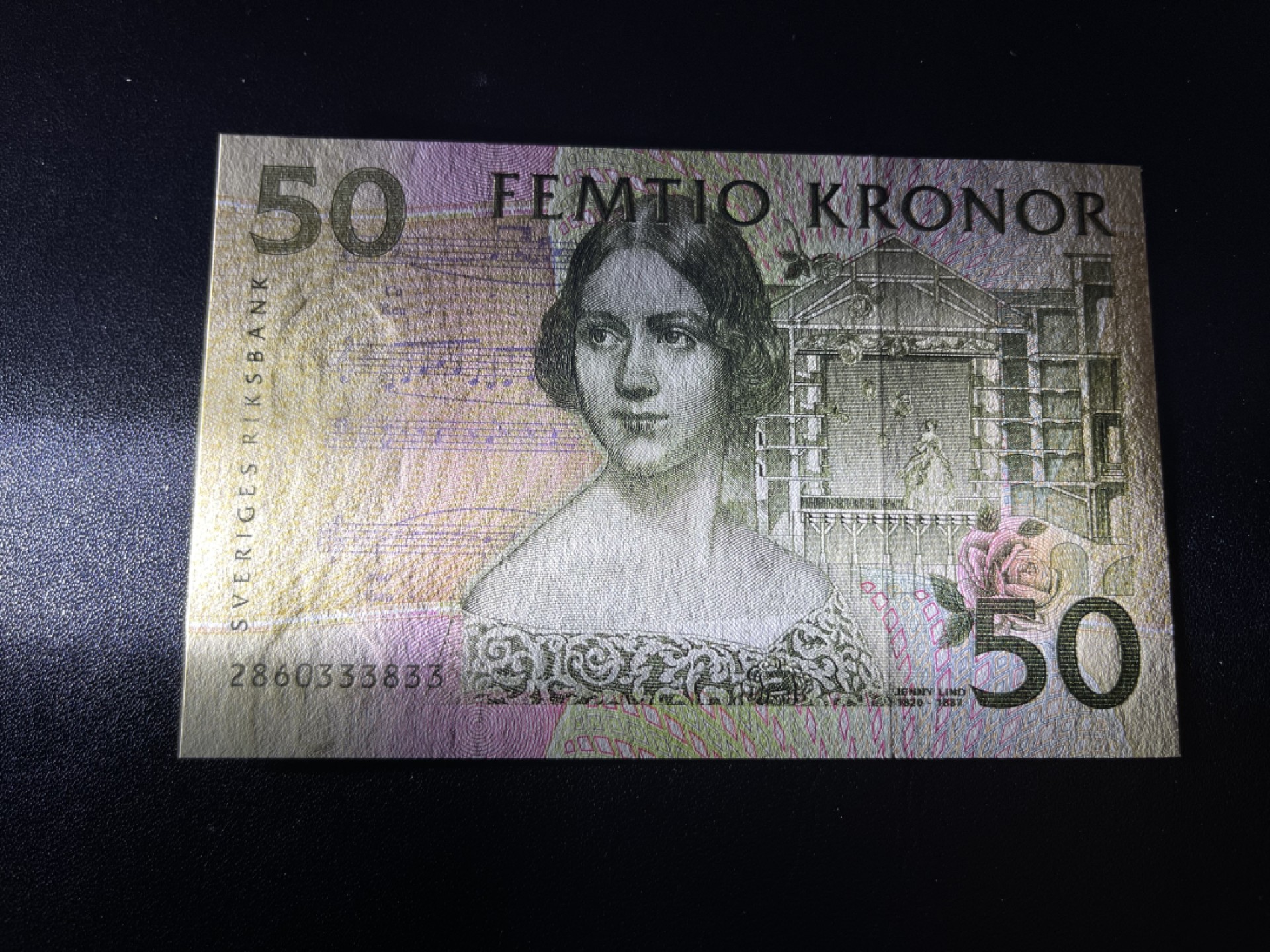 《外钞收藏家》第二百二十一期（连拍第二场） 瑞典50克朗 初版夜莺 近全新 轻微受潮 无47