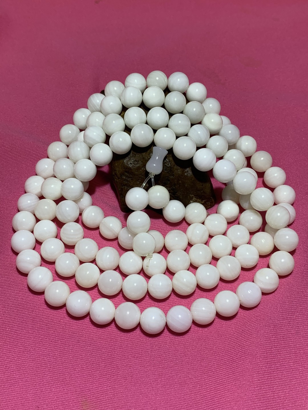 深海奶白高玉化贝化玉108佛珠手串一条，