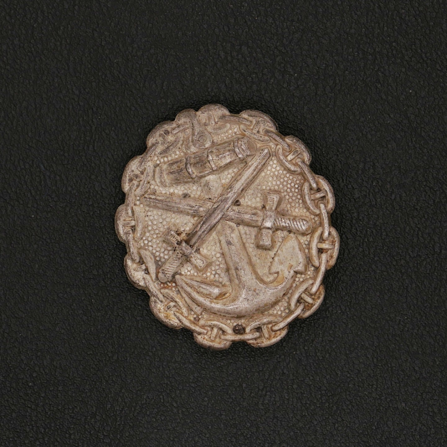 勋章奖章交易所11月26日拍卖 德国一战海军银战伤奖章