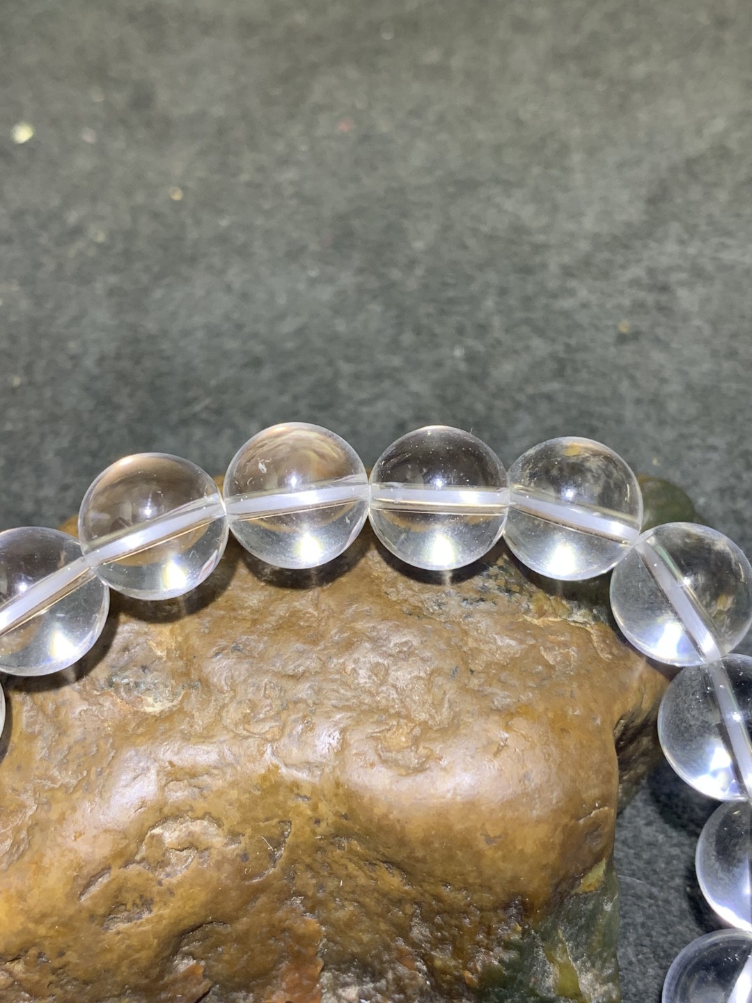 精美天然白水晶单圈手串一条！