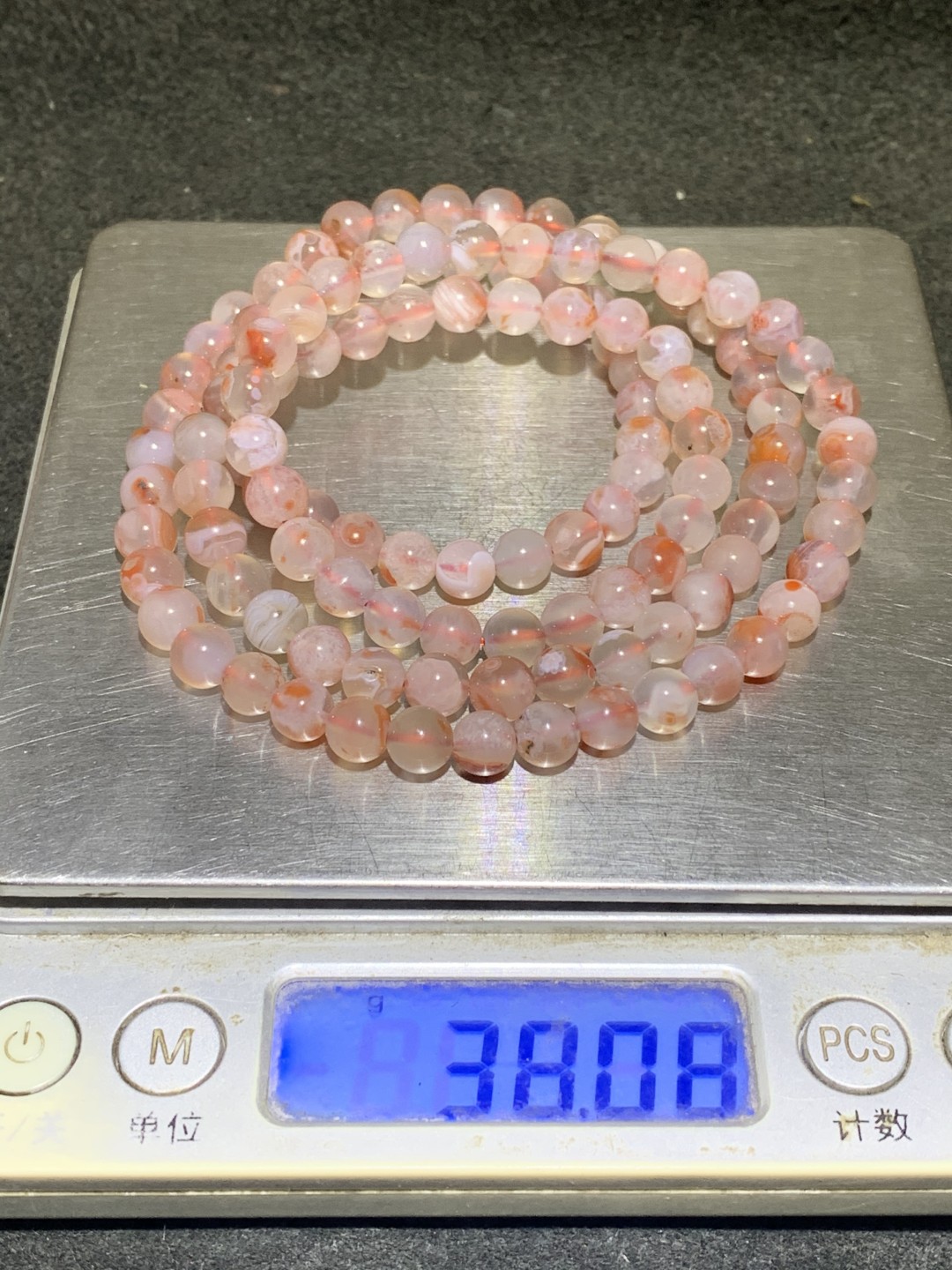 川料南红玛瑙荔枝冻飘红多圈手串一条， 川料南红玛瑙荔枝冻飘红多圈手串一条，