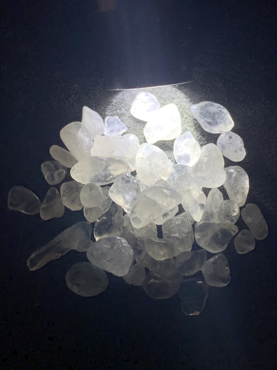 精美天然白水晶小碎石一组！
