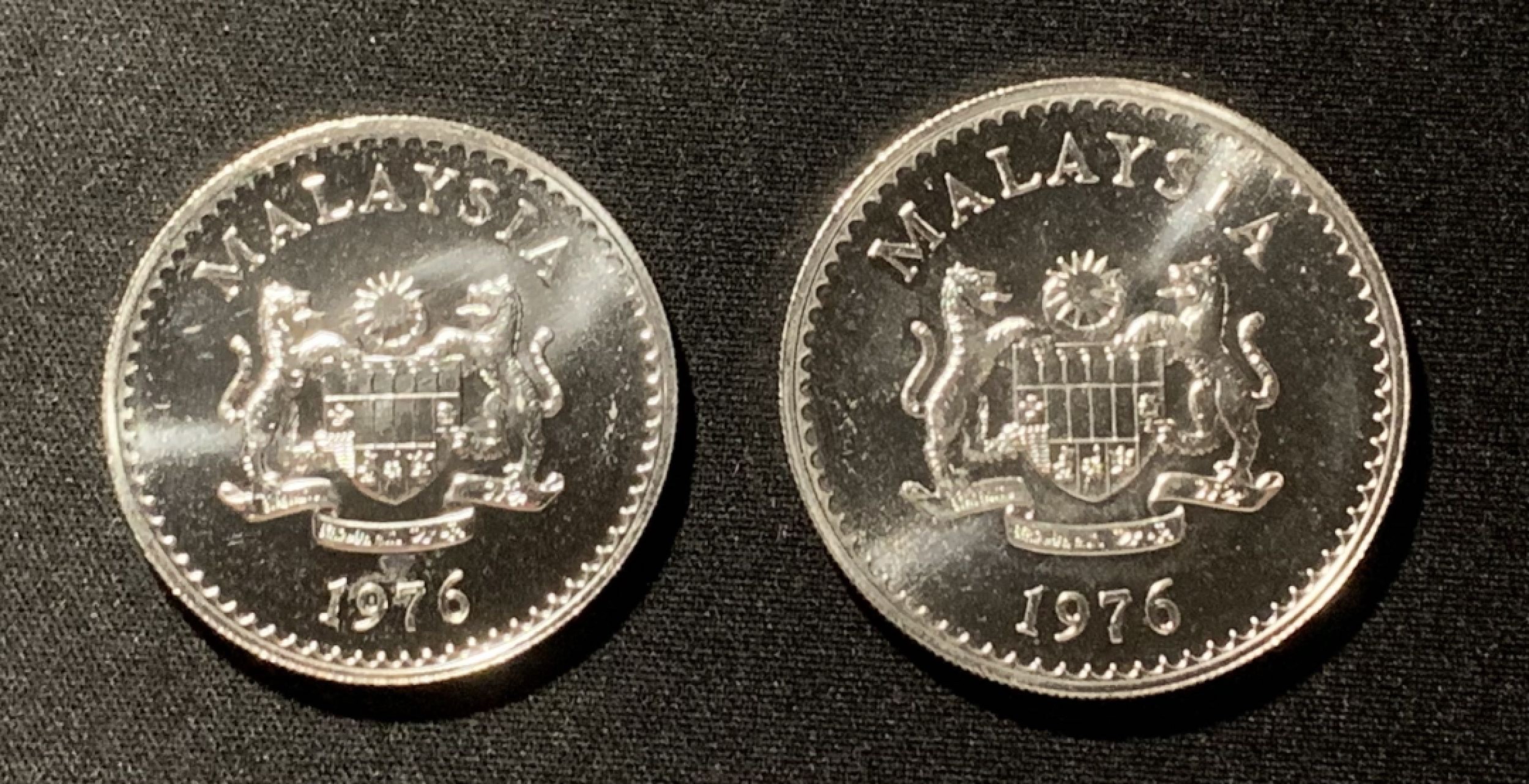 马来西亚1976年珍惜野生动物牛犀鸟15 25林吉特银币2枚一组UNC - 紫瑗 