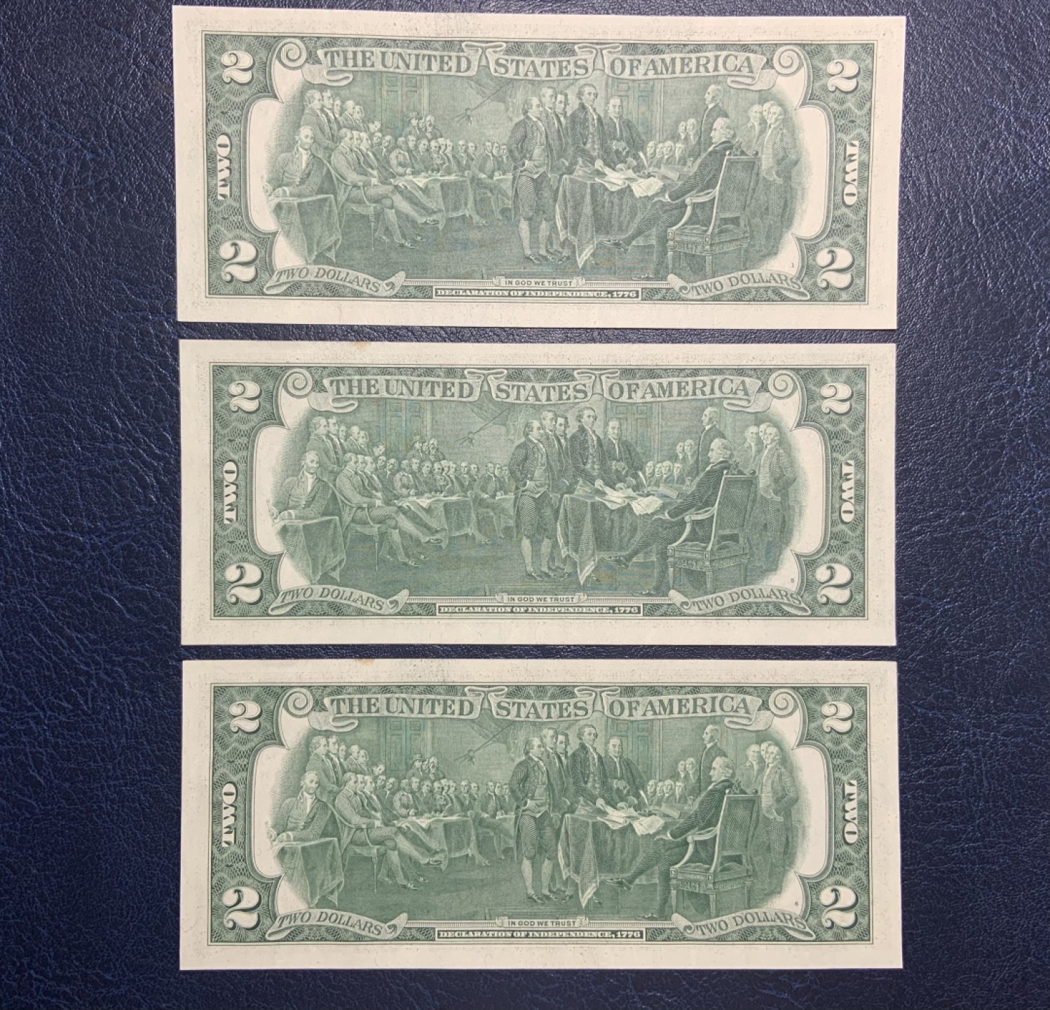收藏联盟Quantum Auction 第212期拍卖  美国1976年联邦储备券2元三张 品相UNC- 