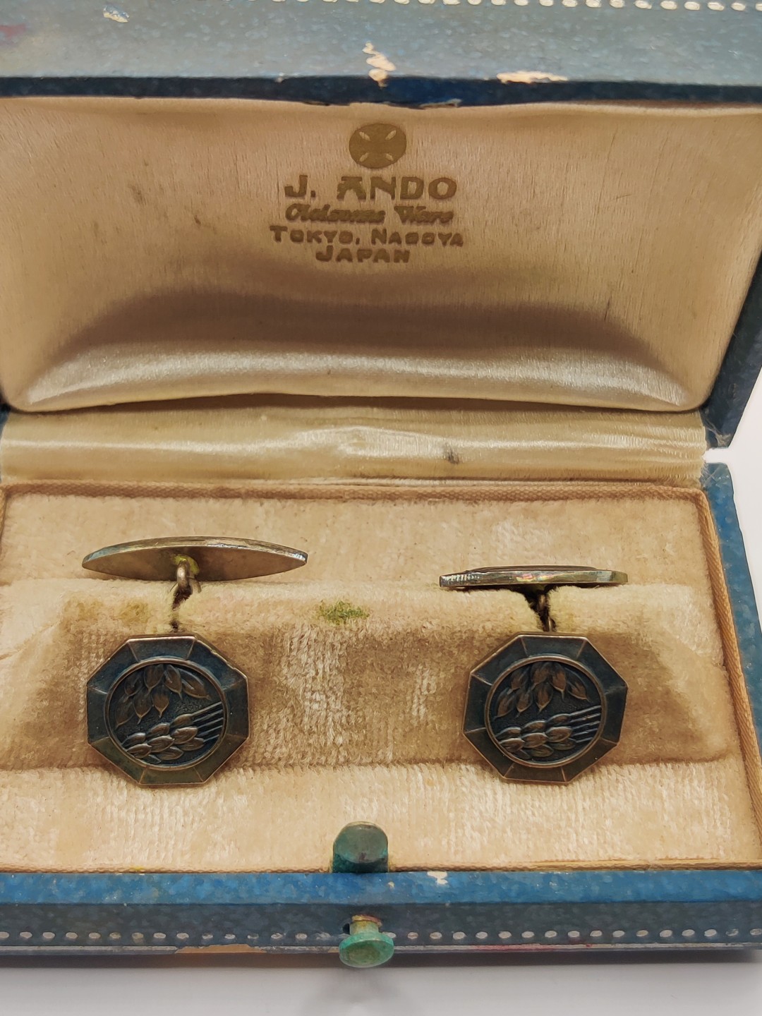 全场0元起拍 第18期 咸鱼国勋章拍卖专场 11月30日（周三）下午6：00开始 日本战前 鸿风会袖扣 银制