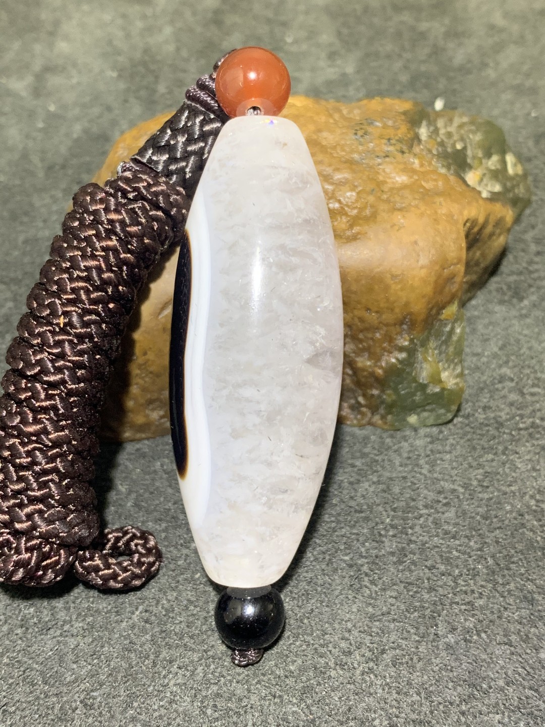 精美高玉化药师玛瑙天眼水晶大桶珠一颗，