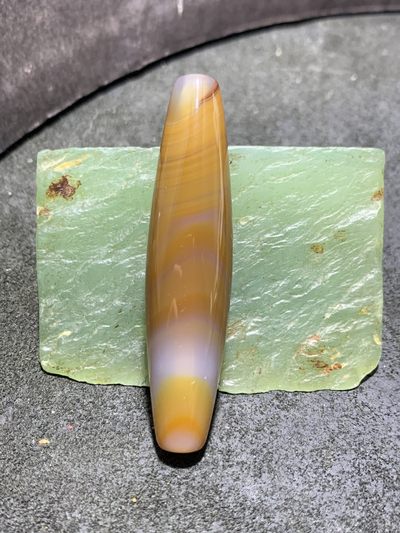 精美高玉化巴西玛瑙金沙千层纹天珠形桶珠一个， - 精美高玉化巴西玛瑙金沙千层纹天珠形桶珠一个，