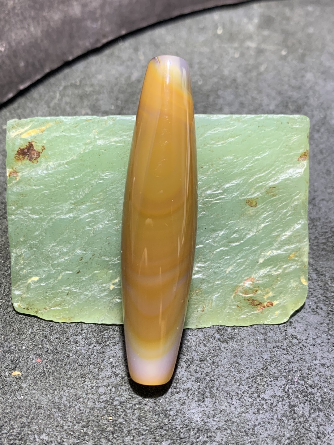 精美高玉化巴西玛瑙金沙千层纹天珠形桶珠一个，