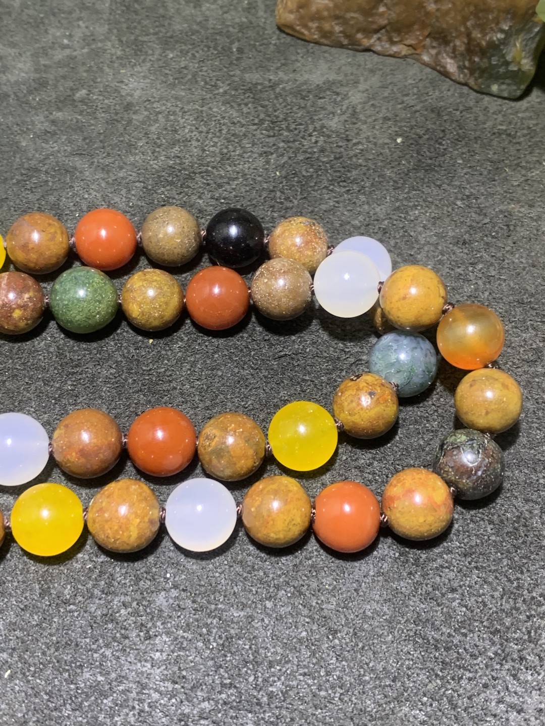 放一串福利！仅此一条！文玩界的新宠！！阿拉善玛瑙彩玉多圈手串一条 ！