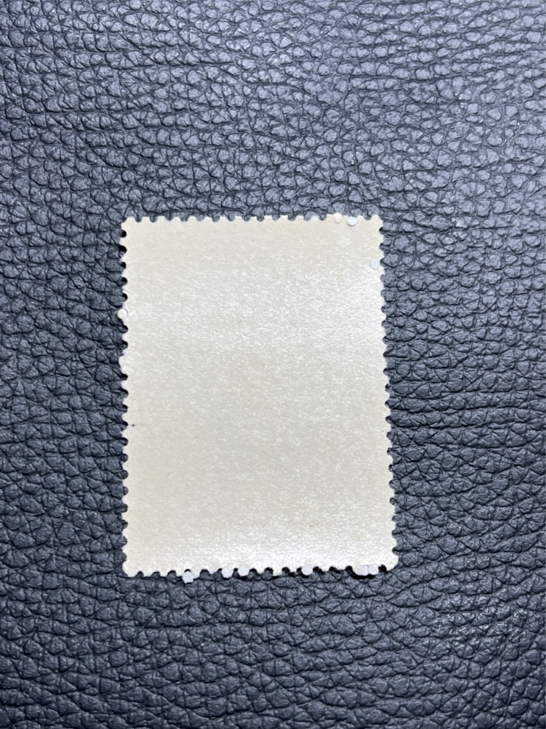 洪涛臻品批发群  精选邮票限时拍卖第一百零四期 【评级推荐】纪92古科 ★新★8-1一枚，版撕全品，齿孔饱满圆润，全品可评级，包OG，首图近期成交价做参考