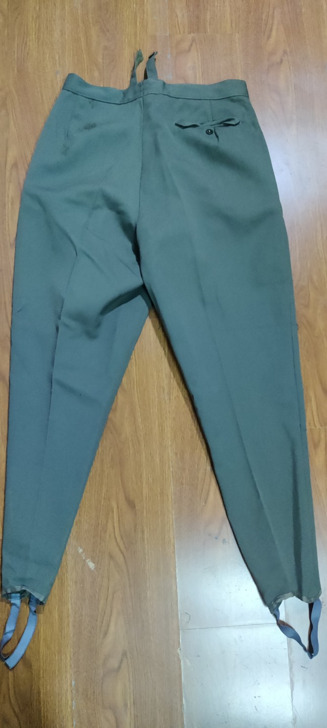 全场0元起拍 第19期 咸鱼国勋章拍卖专场 12月4日（周日）下午6：00开始 东德空降兵军官直裤 g48尺码