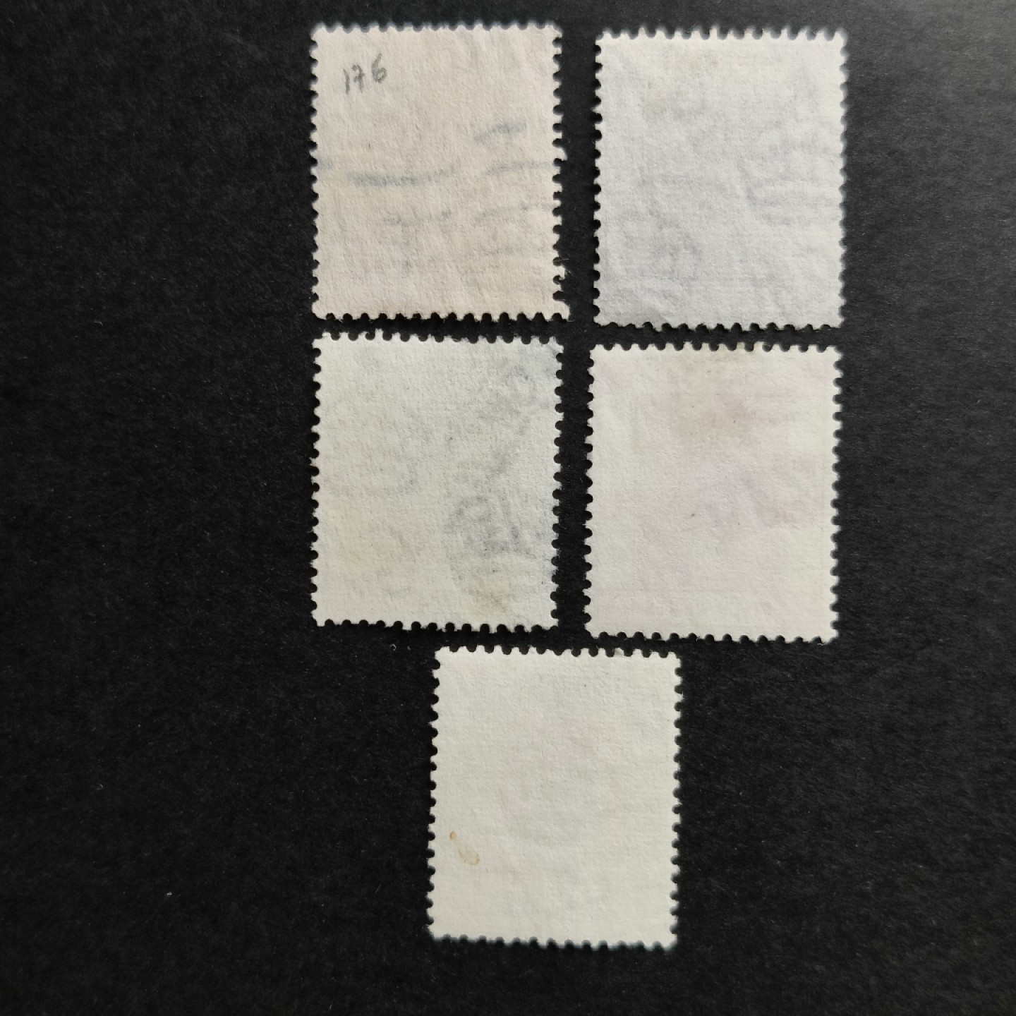 洪涛臻品批发群  精选邮票限时拍卖第一百二十一期 香港伊丽莎白二世 5分到1元不同！ 