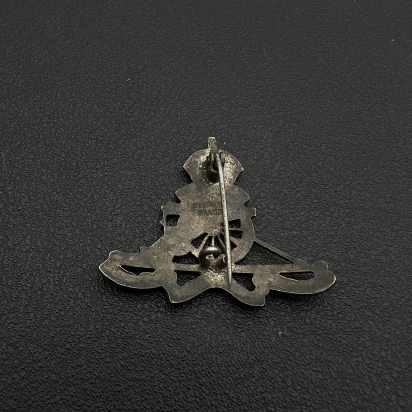 勋章奖章交易所12月4日拍卖 英国皇家炮兵证章