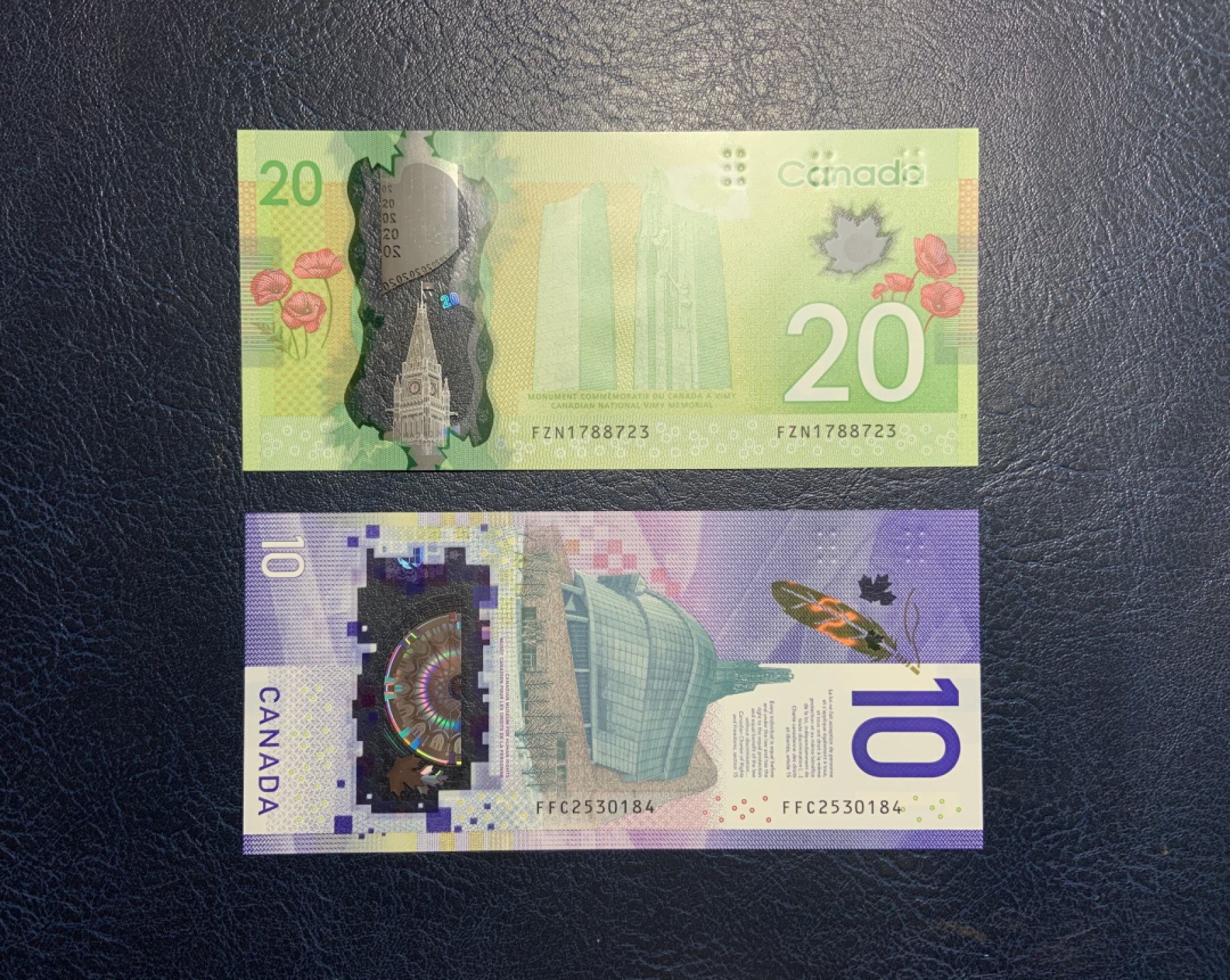 收藏联盟Quantum Auction 第213期拍卖  加拿大2012年20和2018年10元 品相全新UNC
