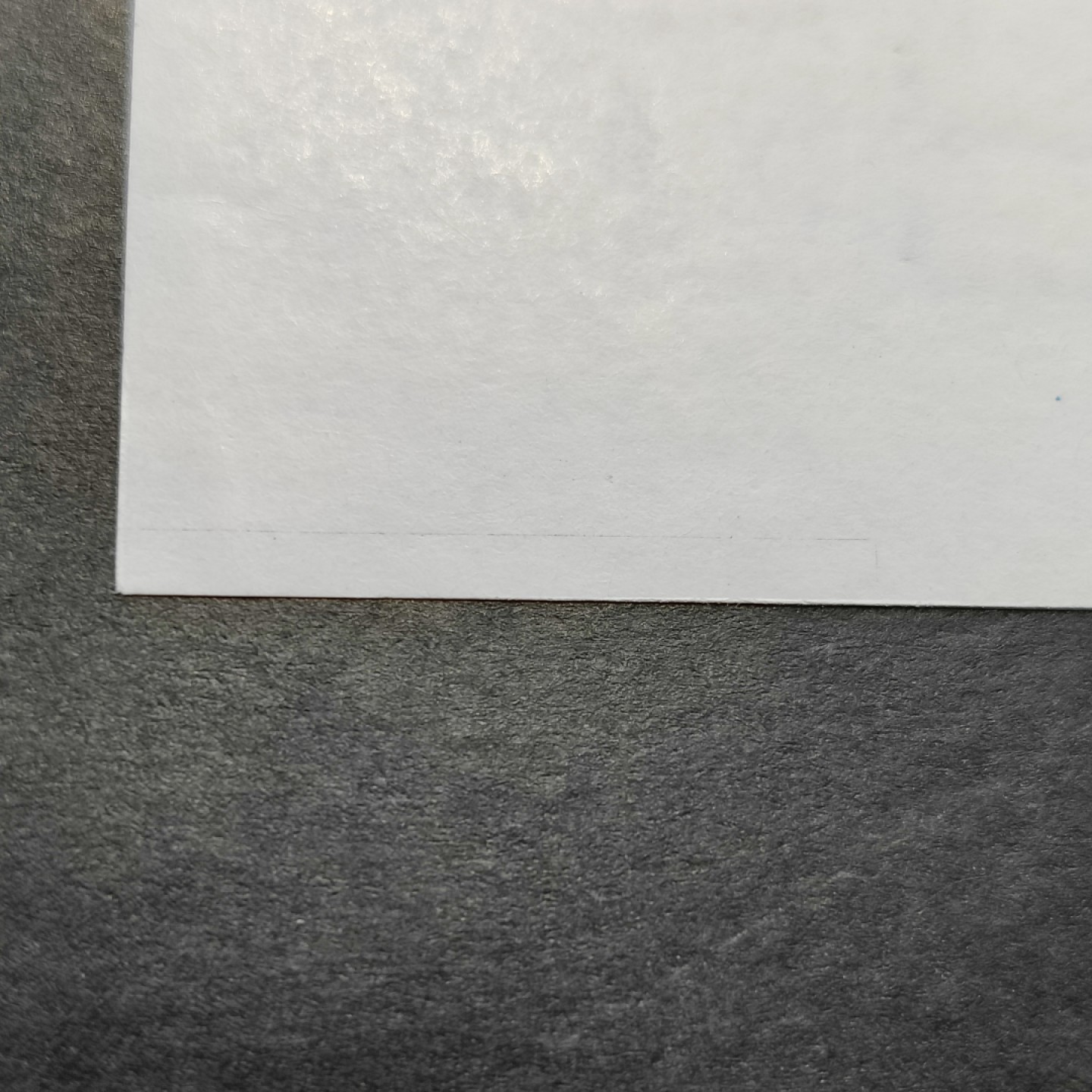 洪涛臻品批发群  精选邮票限时拍卖第一百期 宋人罗汉图小全张(参考图2)   原胶雪白润亮无贴全品！  四角尖尖 多年藏品一手货未流通品 边缘处还留有印刷的裁切线和裁切痕！