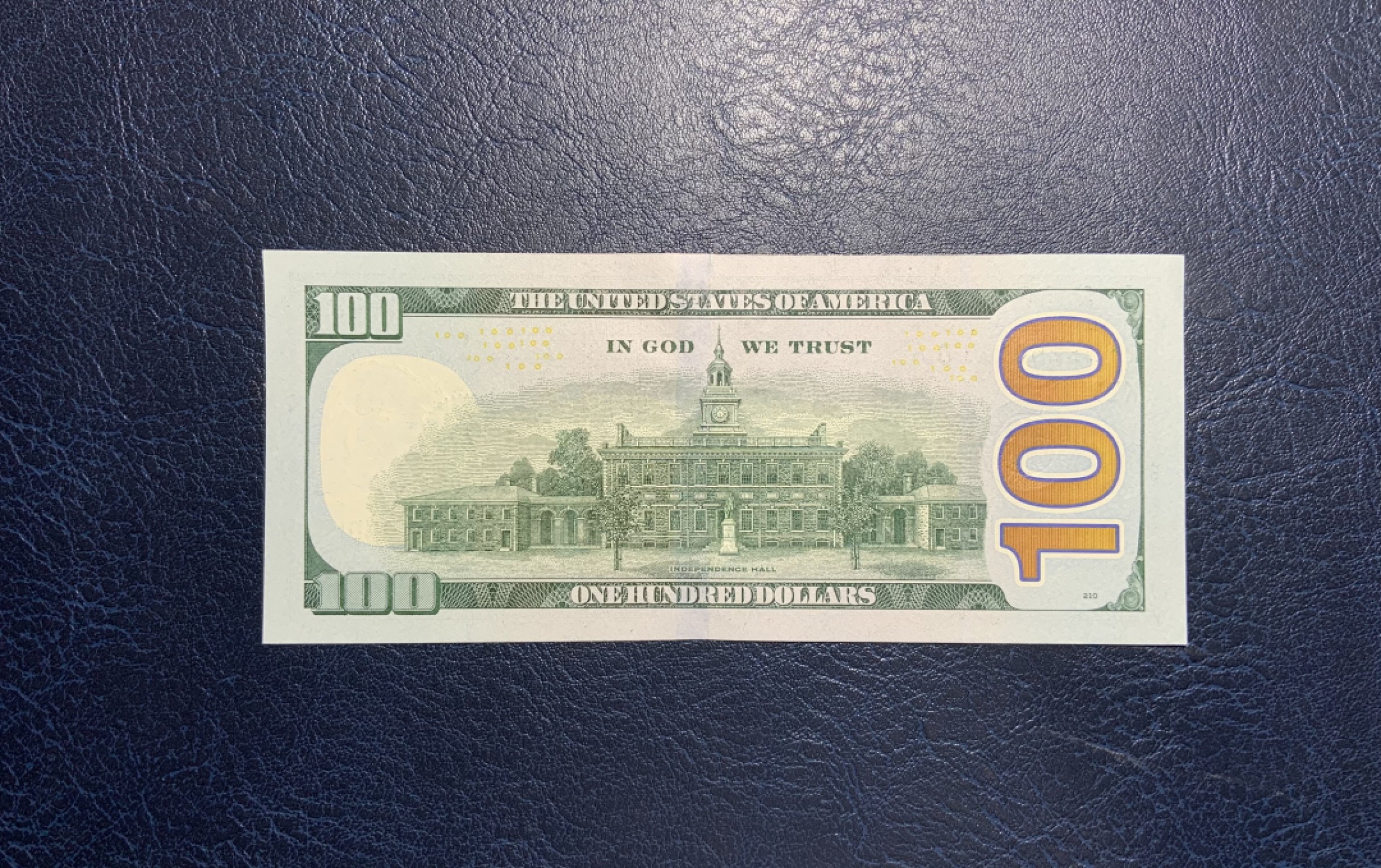 收藏联盟Quantum Auction 第213期拍卖  美国2017年联邦储备券100元 品相全新UNC 豹子号 号码无47