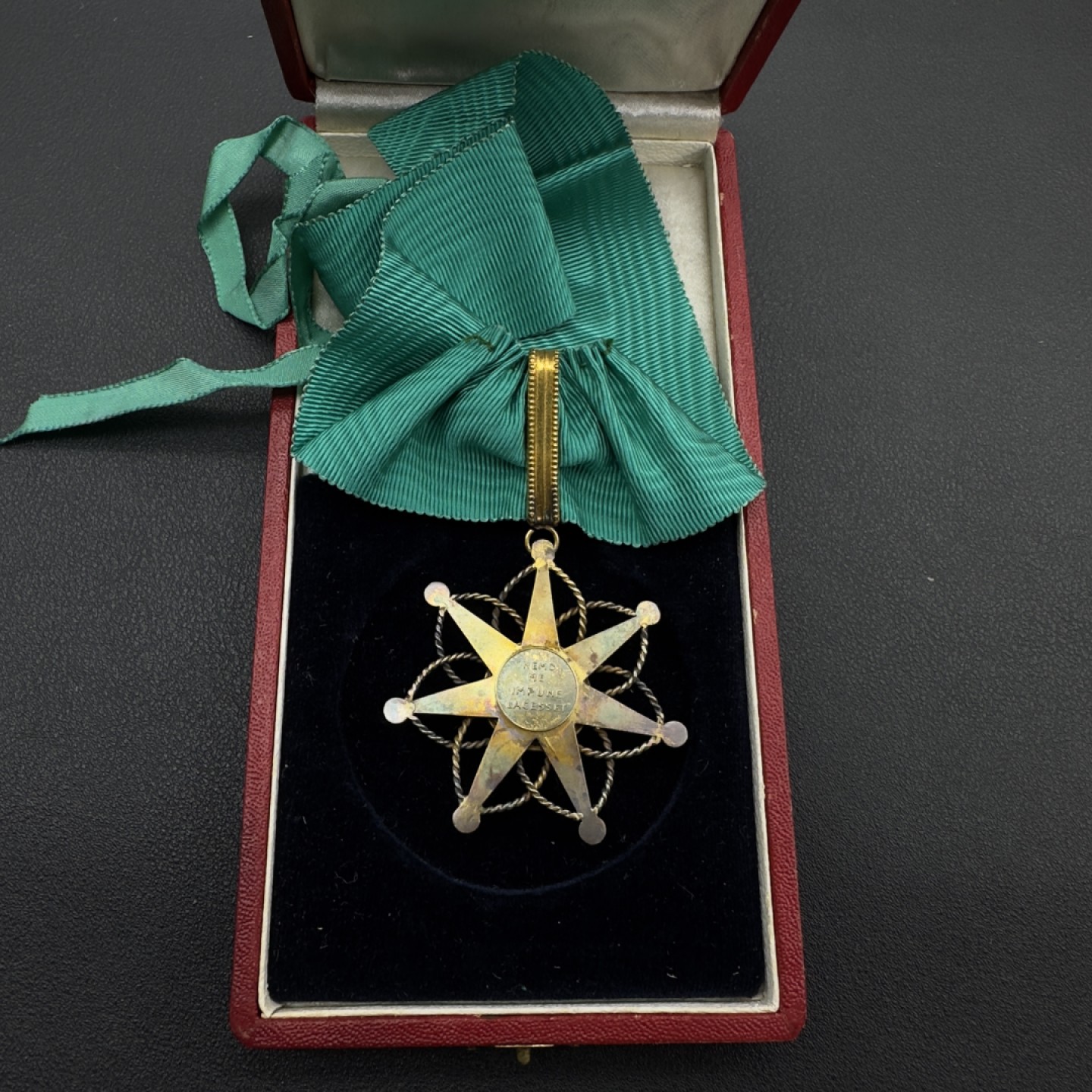 勋章奖章交易所12月4日拍卖 苏格兰蓟花金纪念勋章