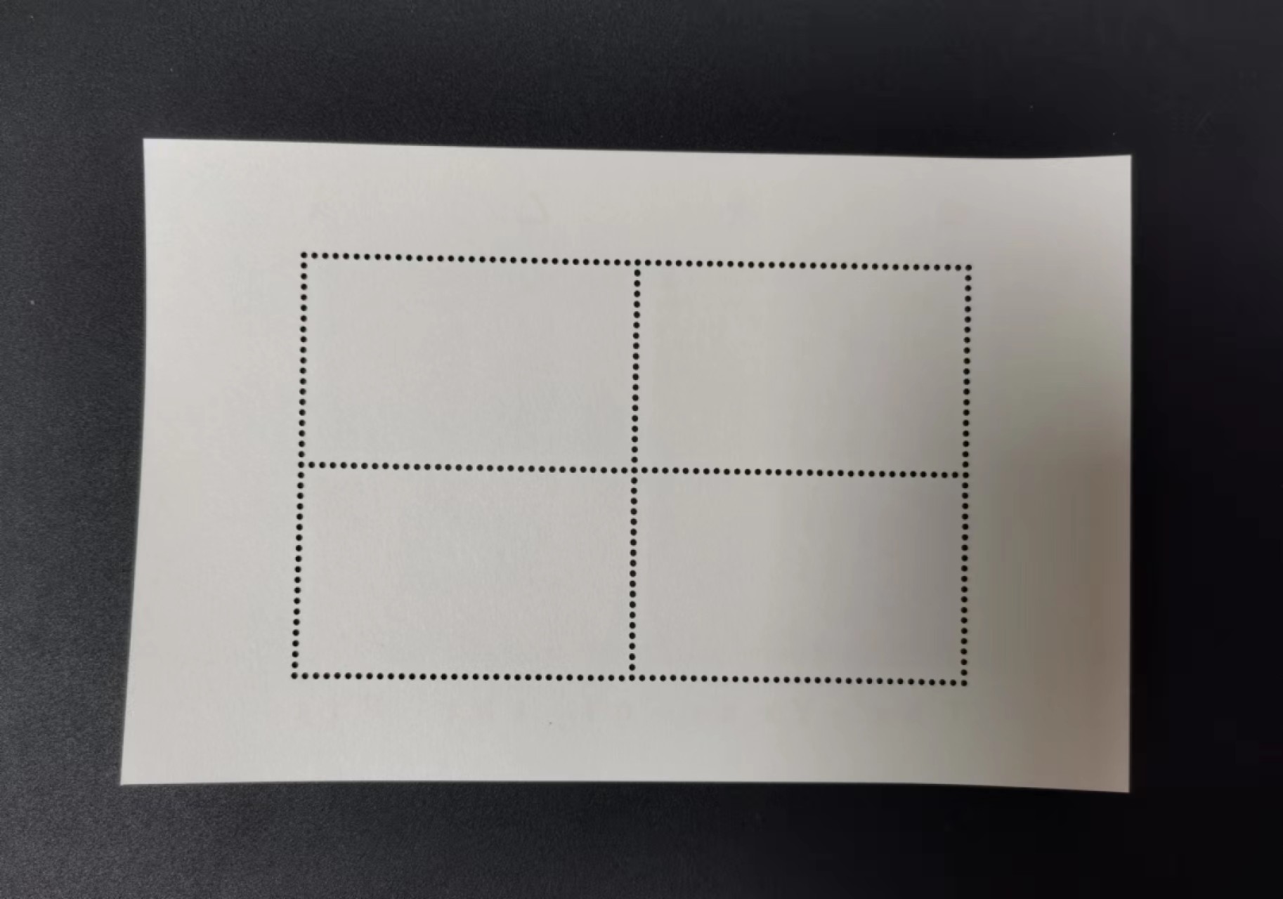 世家收藏第十八期“世界杯”号邮票钱币专场（自动截拍） 中国香港1995生肖猪年小全张1全新（内含4枚全新邮票）刺绣猪