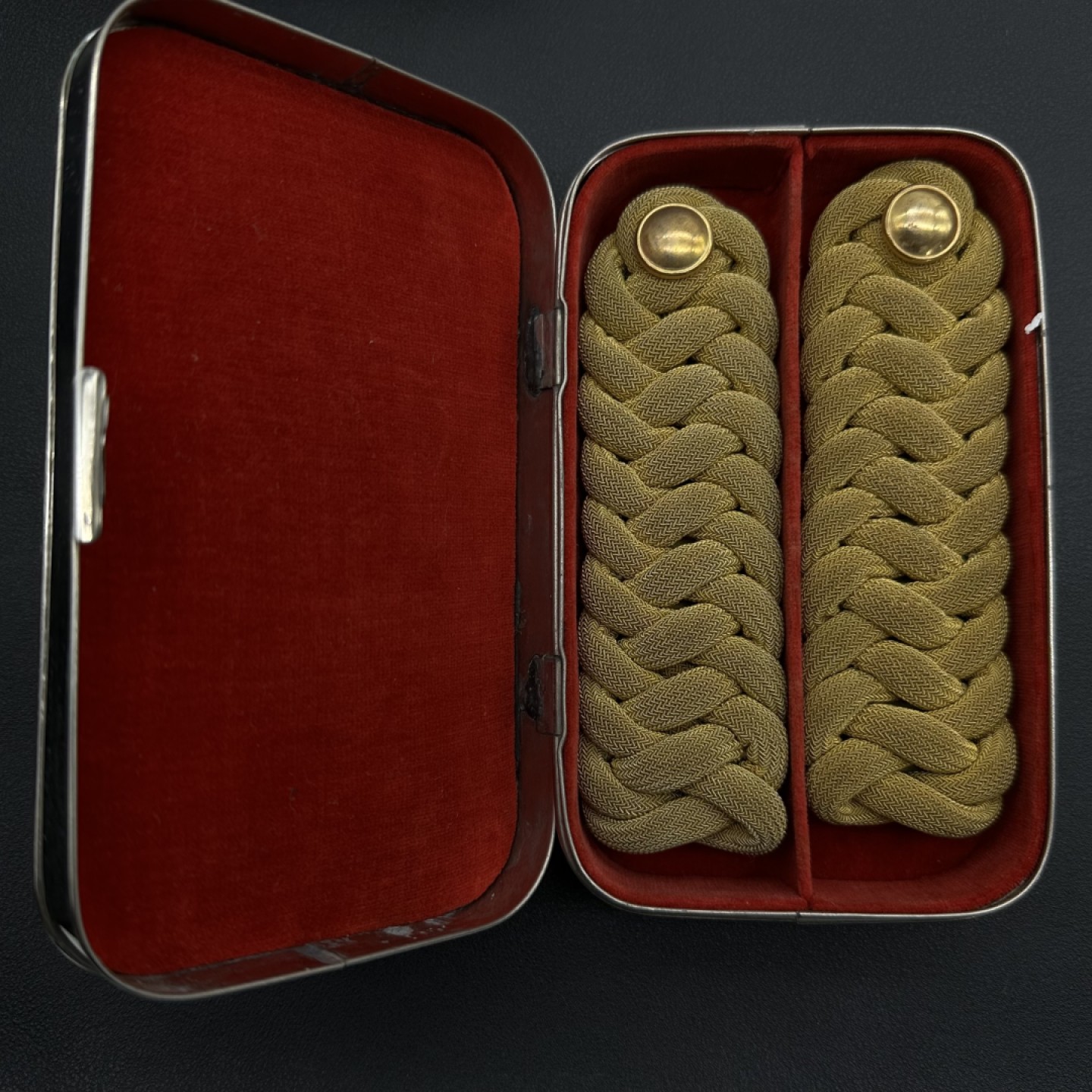 勋章奖章交易所12月4日拍卖 日本肩章