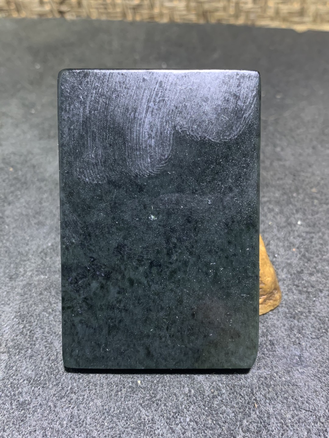 天然新疆和田青玉招财进宝貔貅牌子一块，