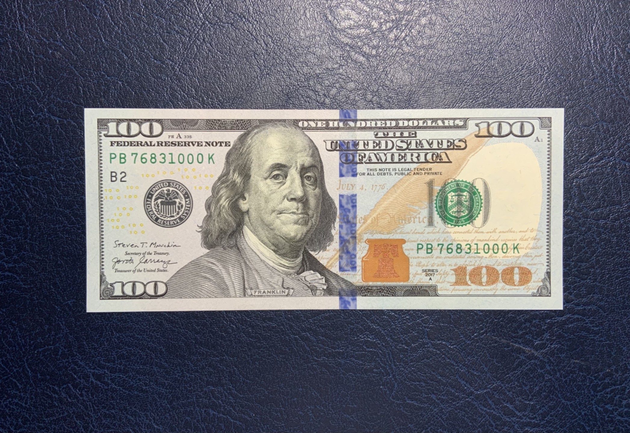收藏联盟Quantum Auction 第213期拍卖  美国2017年联邦储备券100元 品相全新UNC 豹子号 号码无4