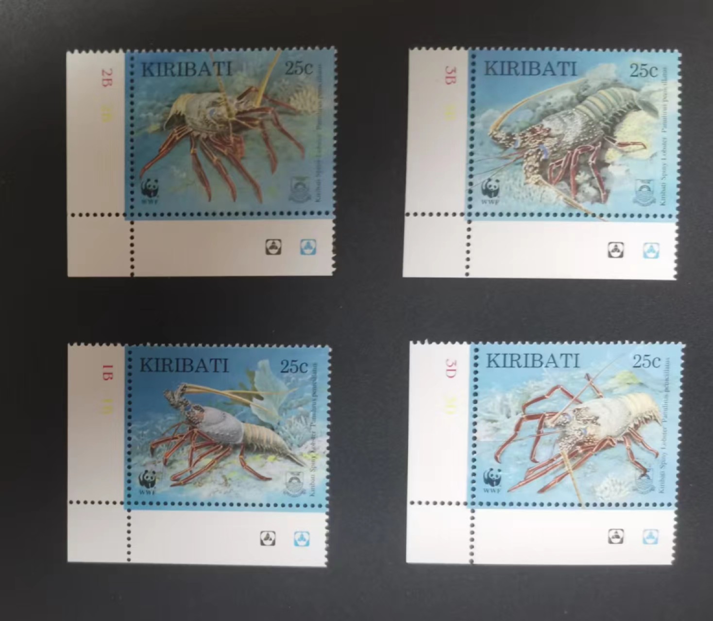 世家收藏第十八期“世界杯”号邮票钱币专场（自动截拍） 基里巴斯1998WWF海洋生物•蓝龙虾邮票4全新带边纸