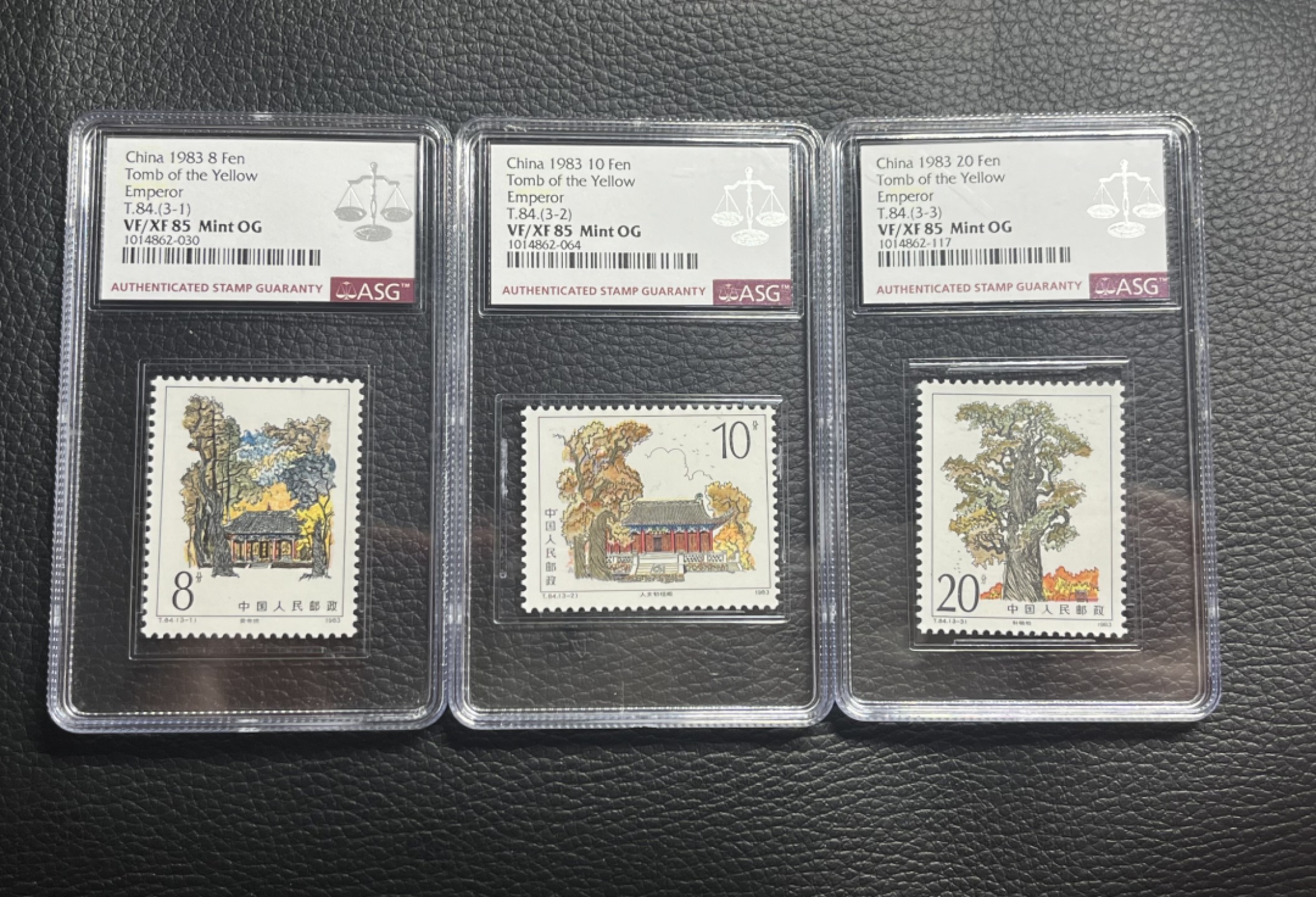 洪涛臻品批发群  精选邮票限时拍卖第一百期 T83黄帝陵新全  ASG85分OG 版撕绝中绝送评，一次性出分，雕刻版小票非常漂亮，一套票单评级费算下来200多。喜欢不要错过