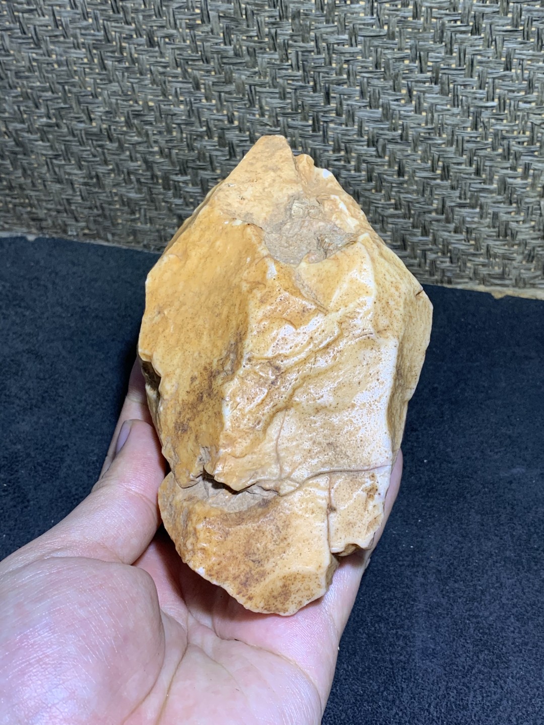 仅此一块，天然精品阿拉善沙漠漆原石一块！