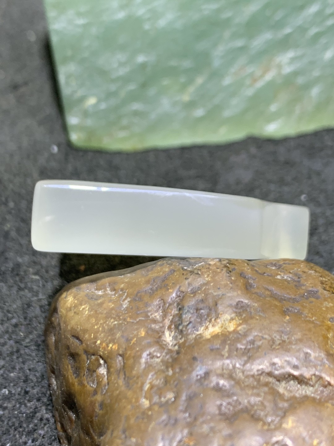 精美高玉化冰透海洋玉古钱币形吊坠一个！