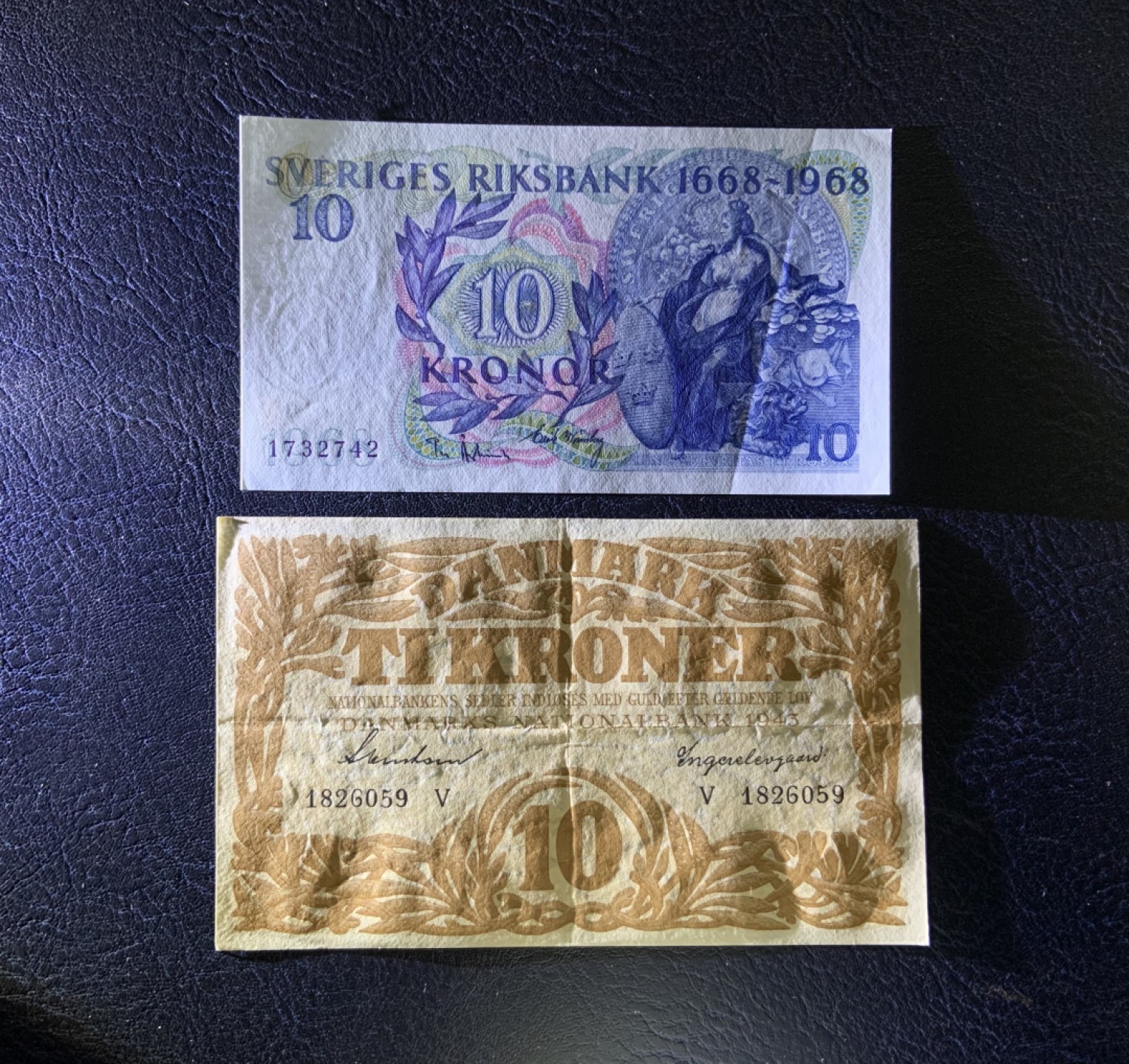 收藏联盟Quantum Auction 第213期拍卖  瑞典1968年10克朗纪念钞和丹麦1943年10克朗 品相AU和AU-