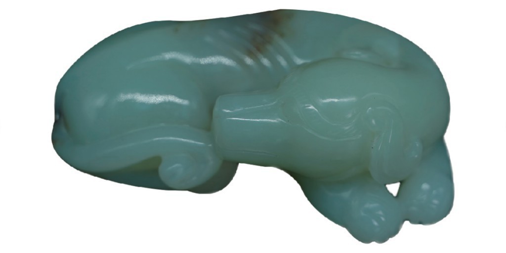 聚宝轩2022秋拍 和田玉牛摆件