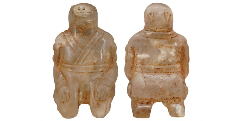 聚宝轩2022秋拍 白水晶人身兽头把件