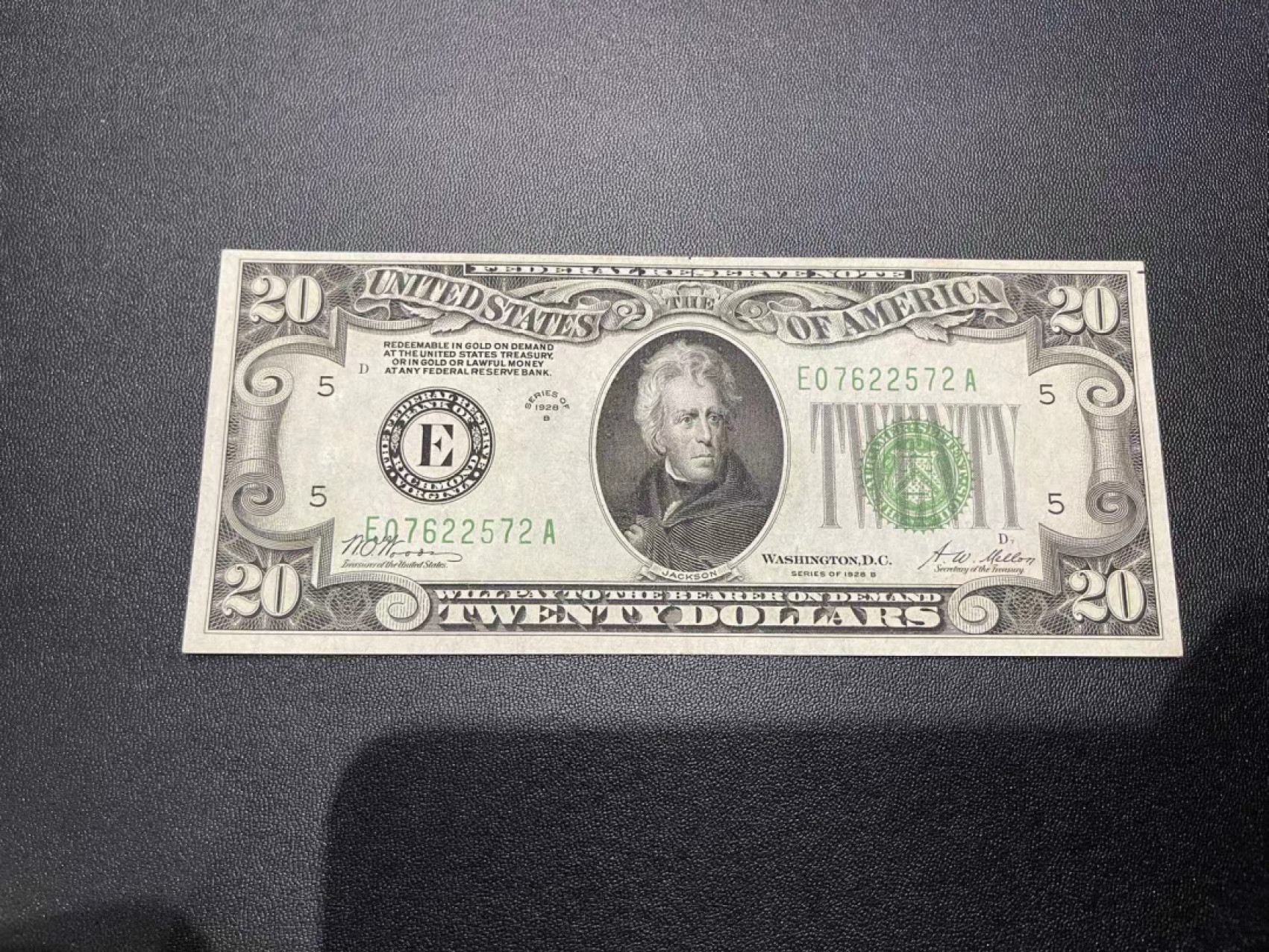 《外钞收藏家》第二百二十三期 1928年20美元 无折 100年纸币没那么绝 定义严一点 UNC-