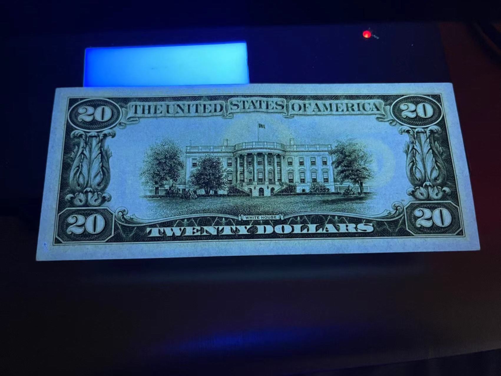 《外钞收藏家》第二百二十三期 1928年20美元 无折 100年纸币没那么绝 定义严一点 UNC-