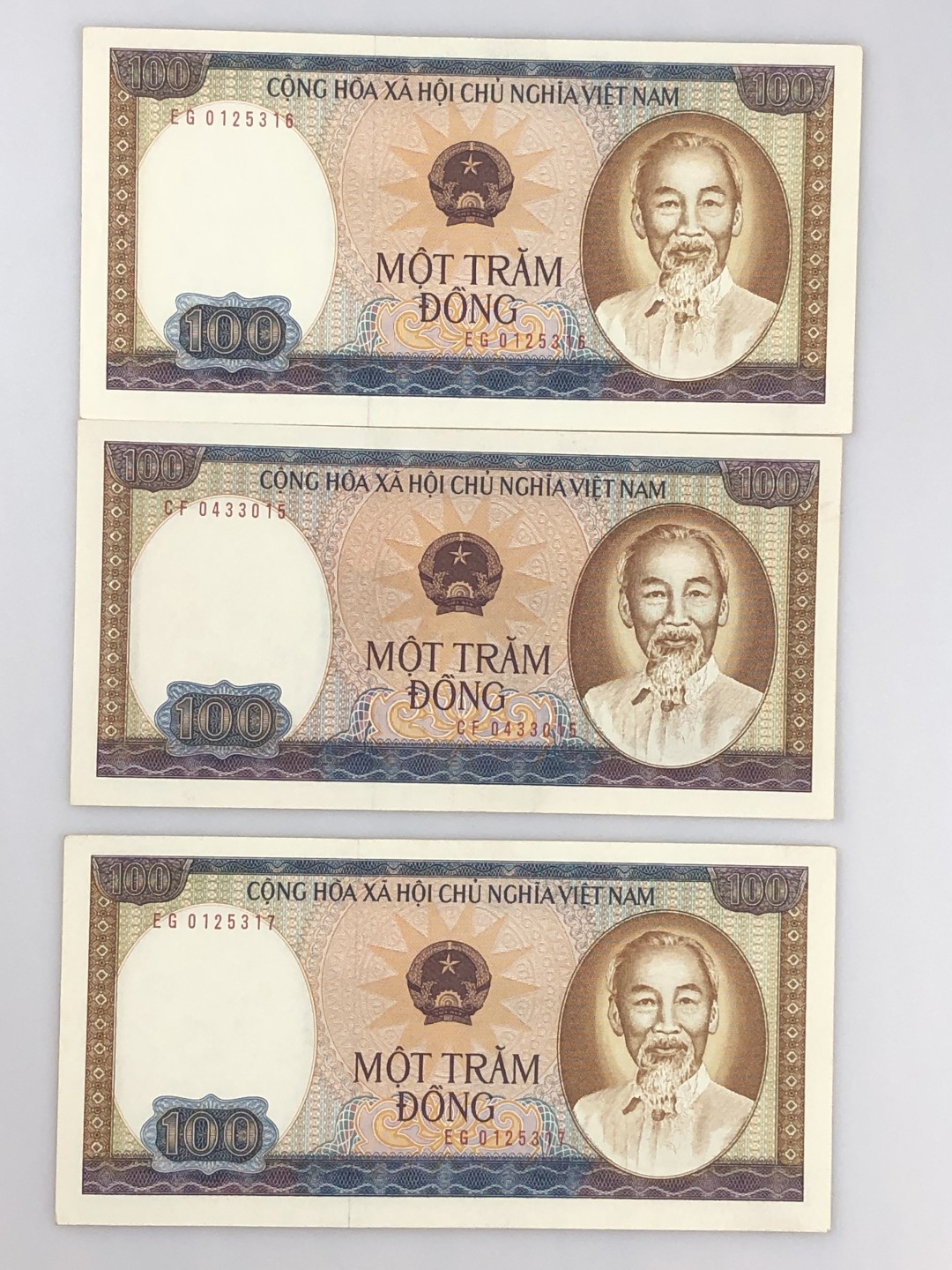 【三泉🏦Quan Se】拍卖第5期⚖️ 越南1980年100盾2连号+1