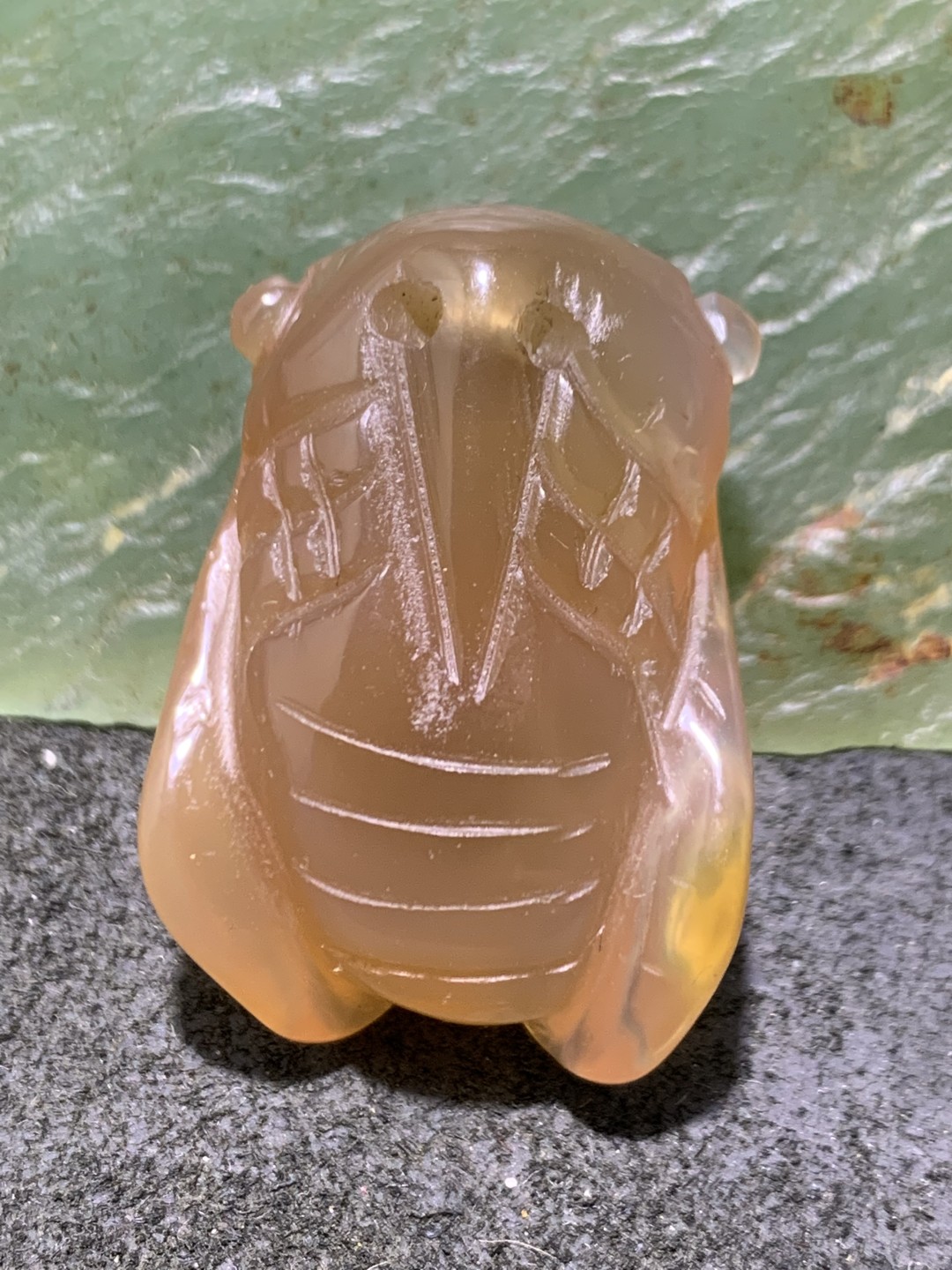 精美高玉化巴西玛瑙雕刻蝉(一鸣惊人)一个