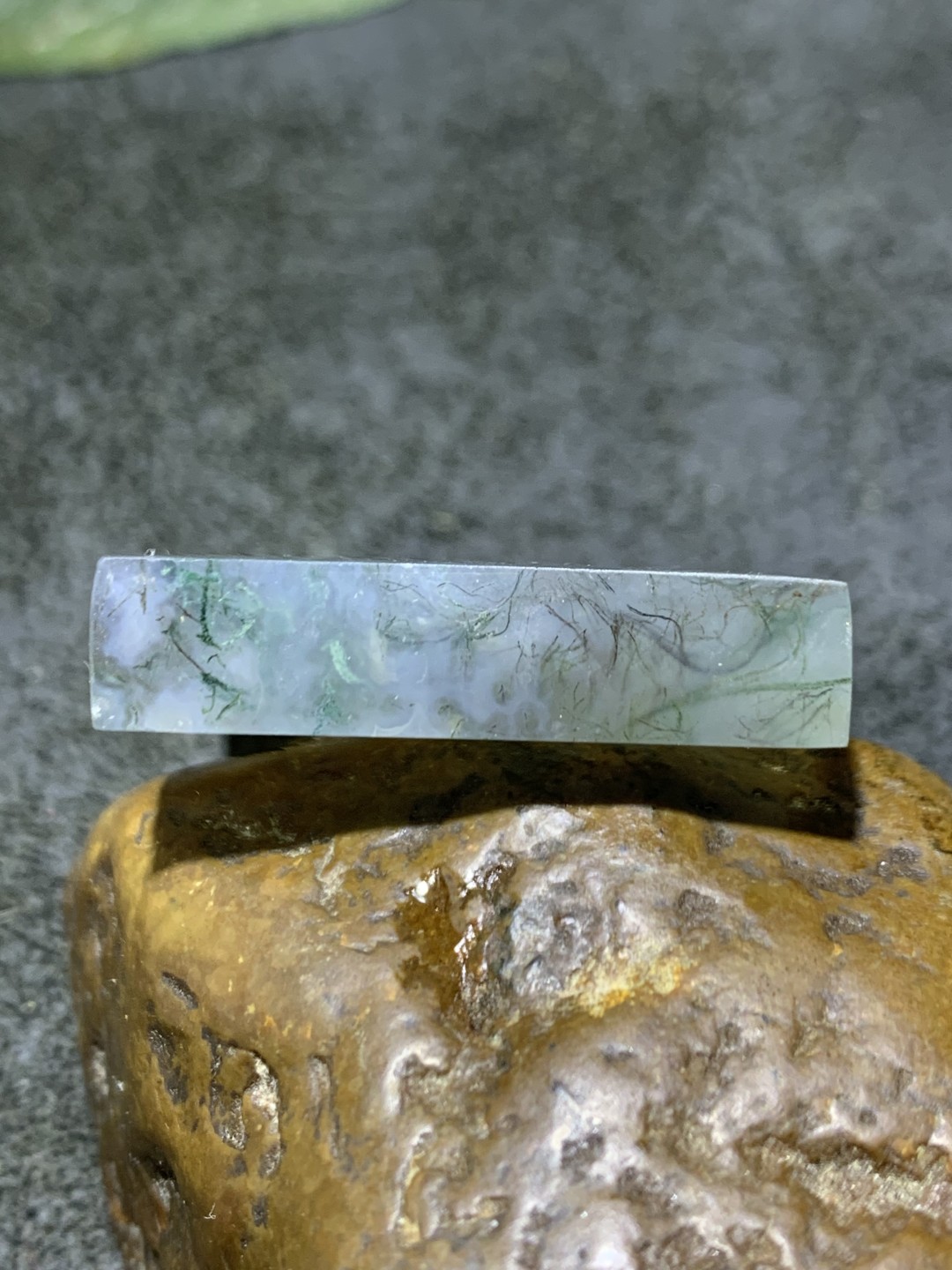 天然冰透高玉化水草玛瑙牌子一块，