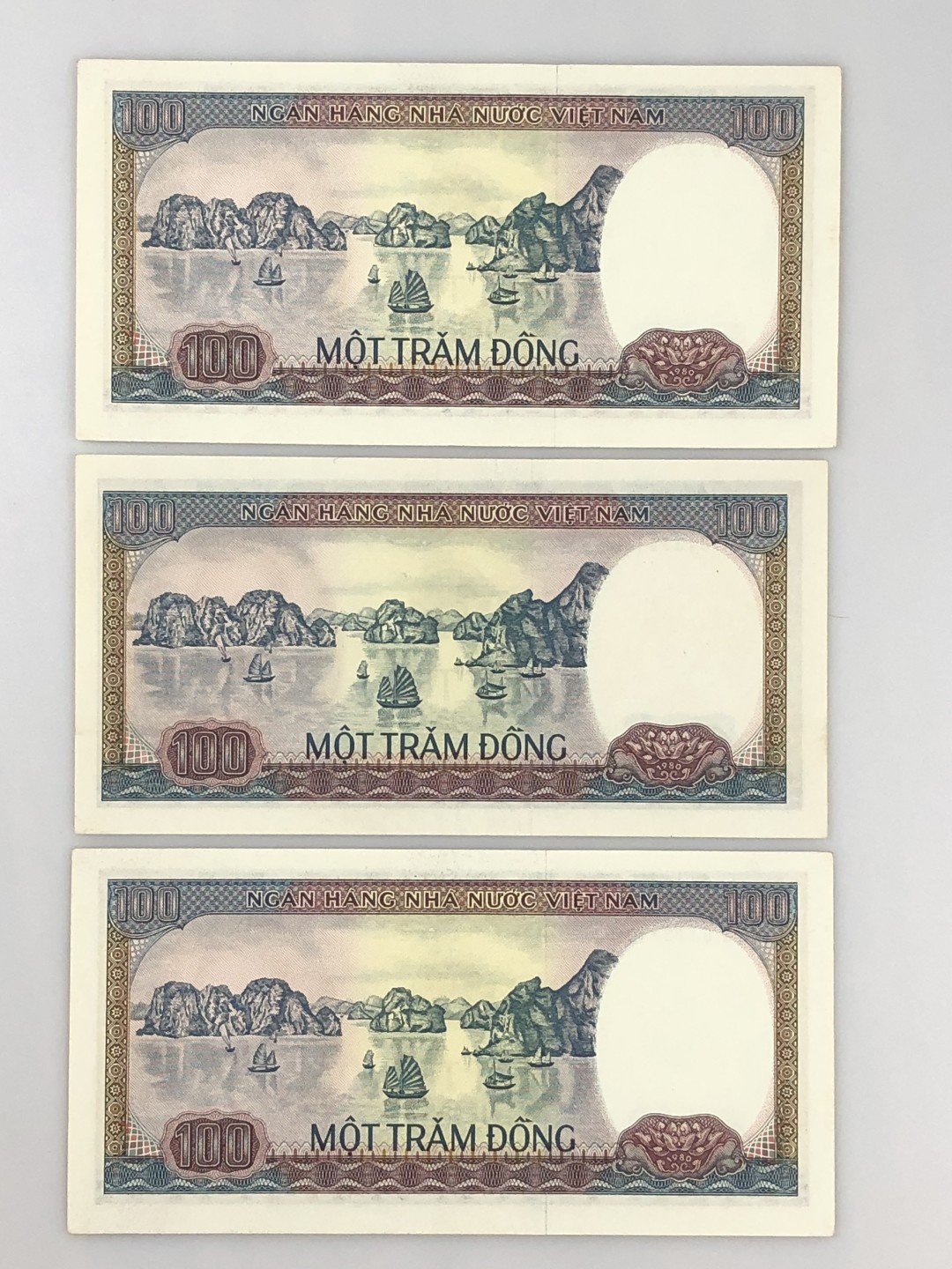 【三泉🏦Quan Se】拍卖第5期⚖️ 越南1980年100盾2连号+1