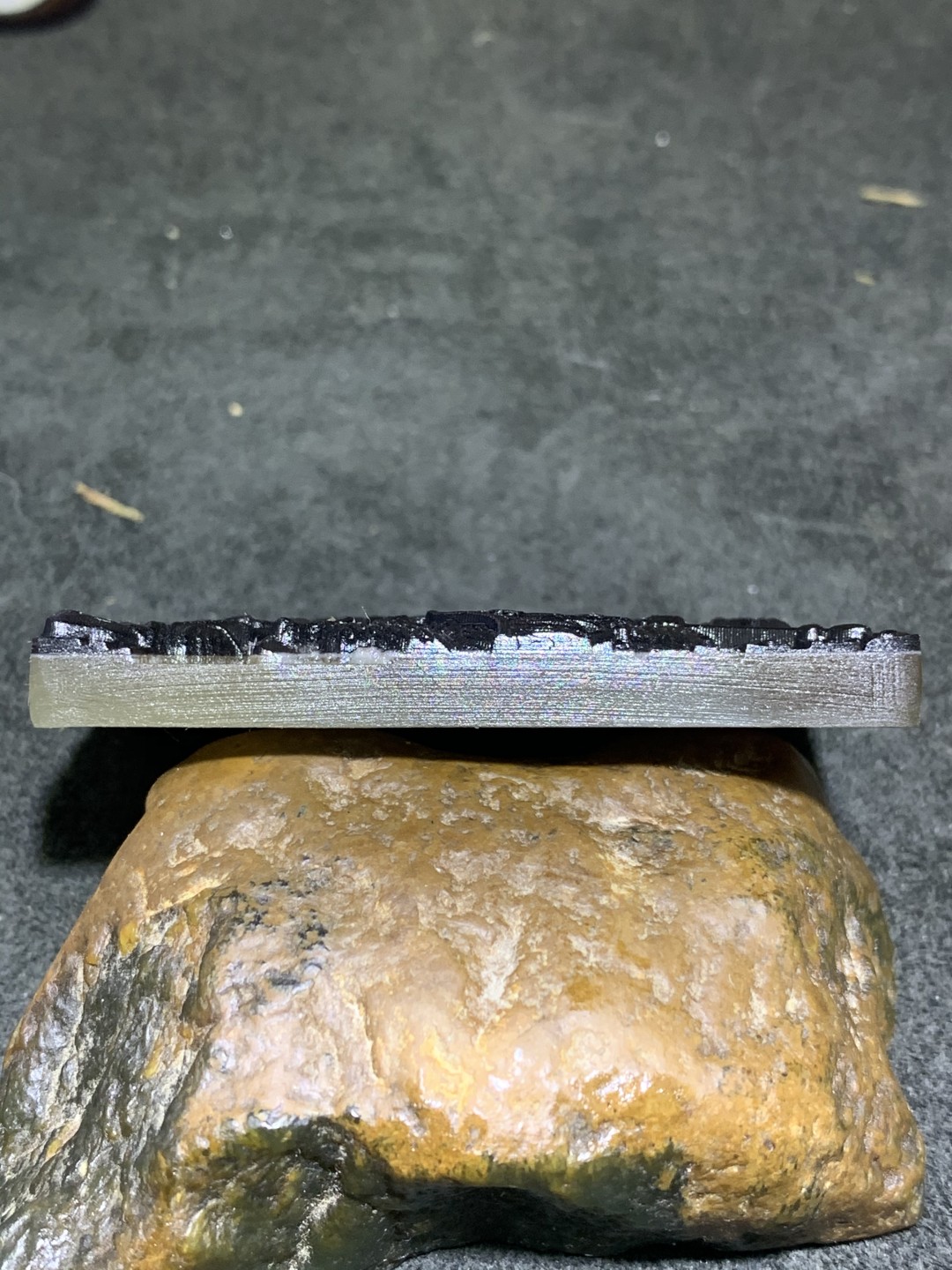 精美羊角雕刻忠义关二爷牌子一个