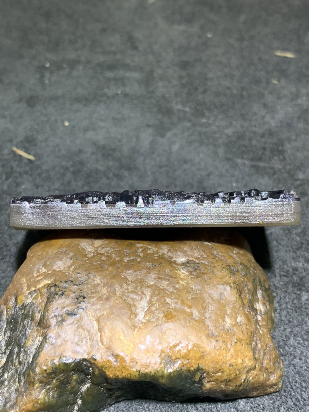 精美羊角雕刻忠义关二爷牌子一个