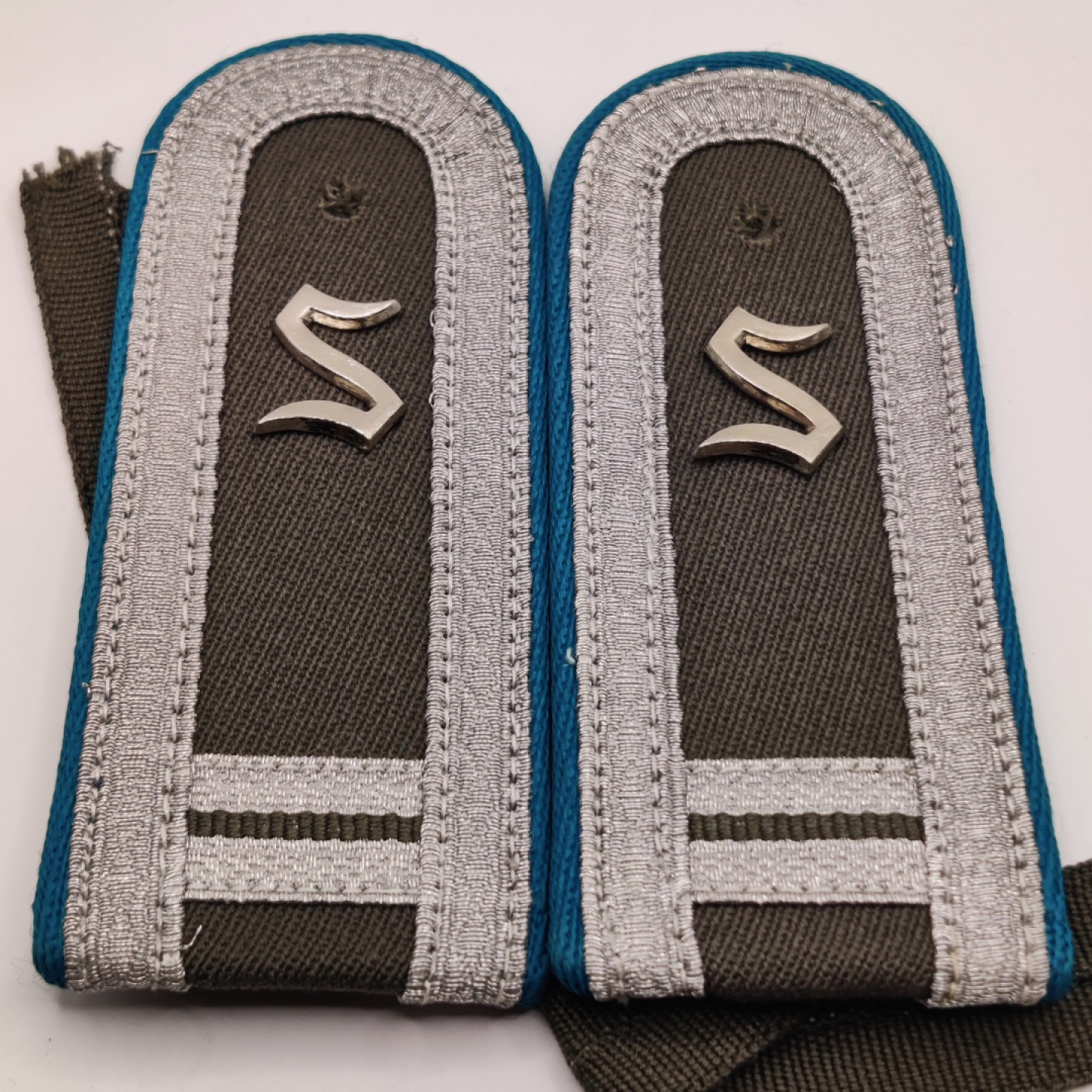 全场0元起拍 第20期 咸鱼国勋章拍卖专场 12月7日（周三）下午6：00开始