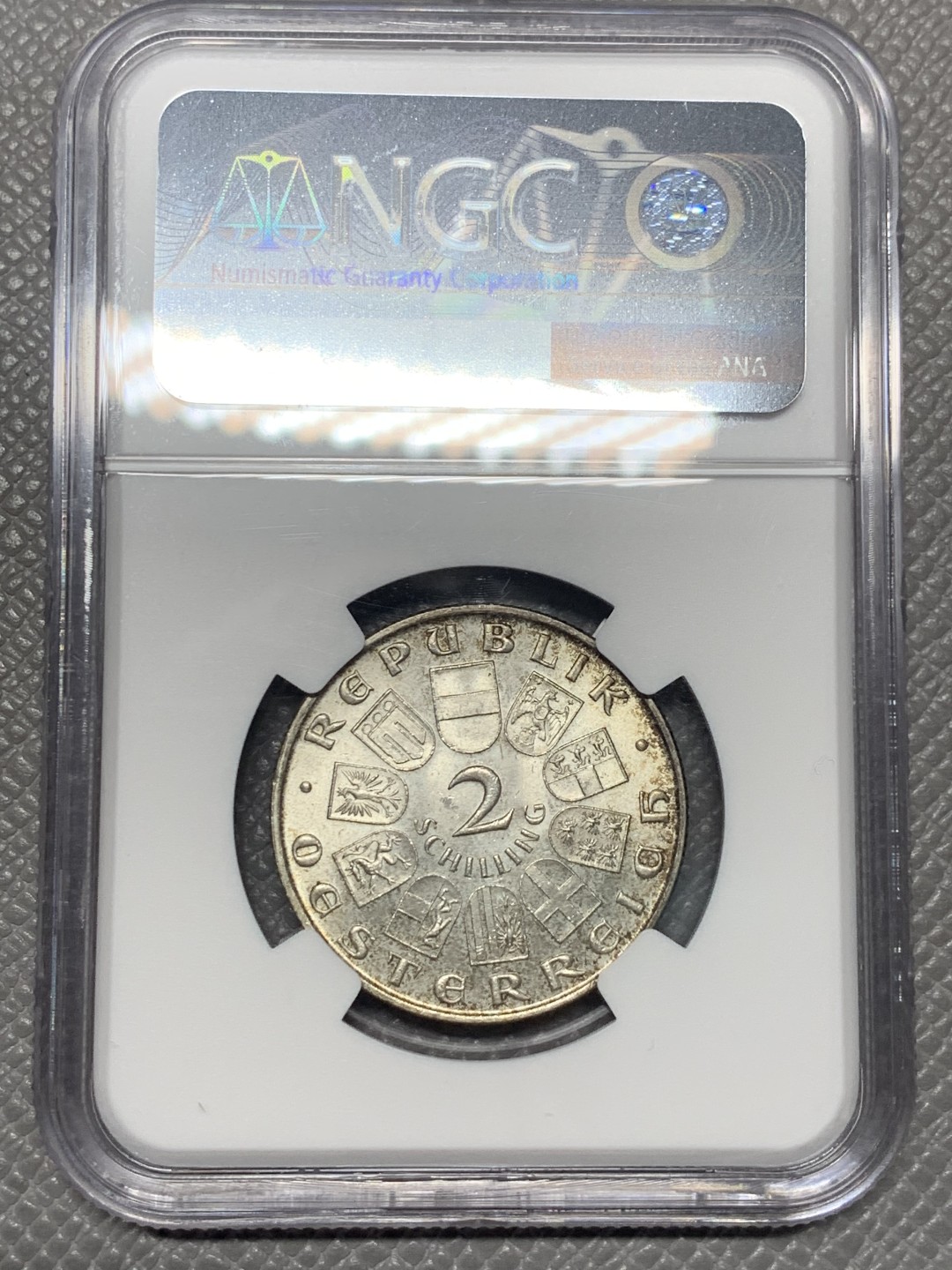 《竞宝斋》第121场-周日，周一 ，2场连拍（全场包邮） NGC-MS64 奥地利1930年游吟诗人瓦尔特2先令银币