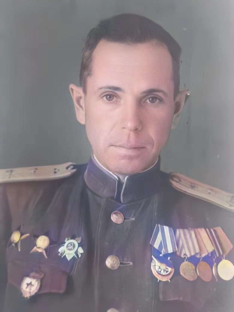 大猫徽章第210期拍卖 苏联航空歼击机43一卫套章 档案齐全 好品