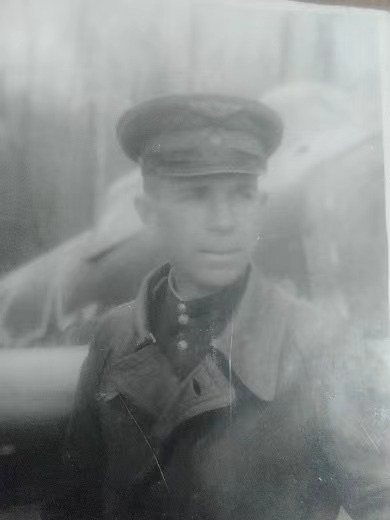 大猫徽章第210期拍卖 苏联航空歼击机43一卫套章 档案齐全 好品