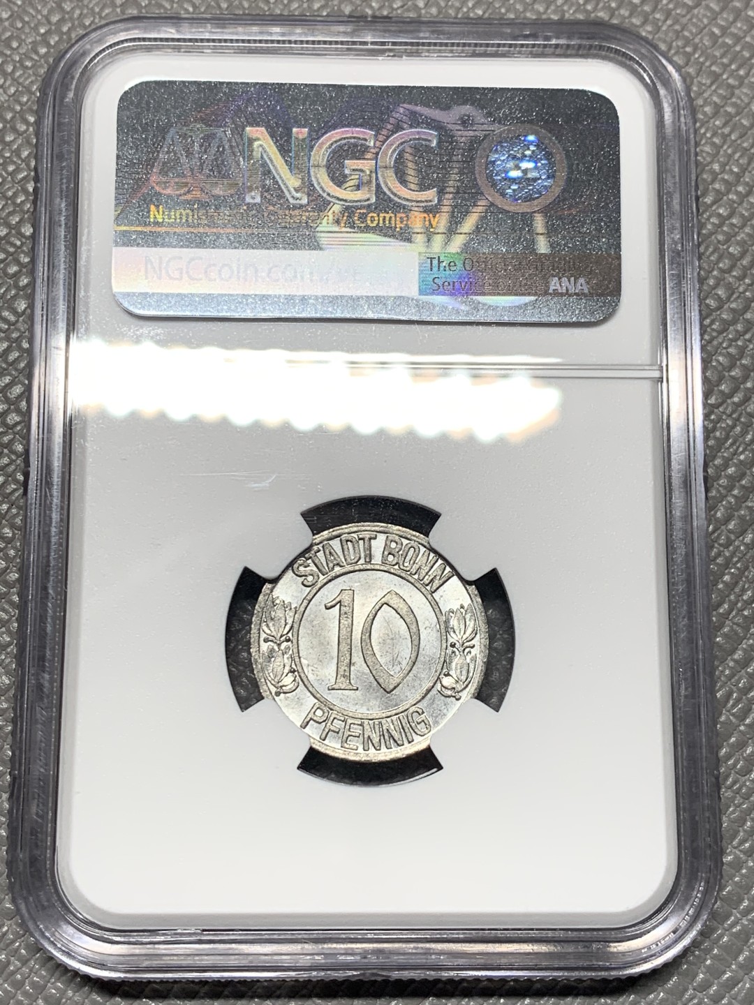 《竞宝斋》第121场-周日，周一 ，2场连拍（全场包邮） NGC-MS65 德国紧急状态货币 1920年波恩贝多芬10芬尼铁币 经典设计 原光无锈铁币难得