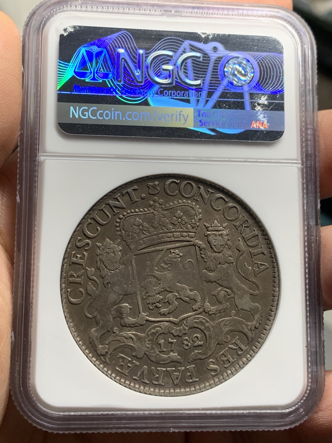 《竞宝斋》第121场-周日，周一 ，2场连拍（全场包邮） 季军分 NGC XF45 荷兰 乌特勒支省 1782年 杜卡特 大马剑 银币 32克多的重量 原味的双面深包浆 骑士头盔都非常清晰 性价比很高