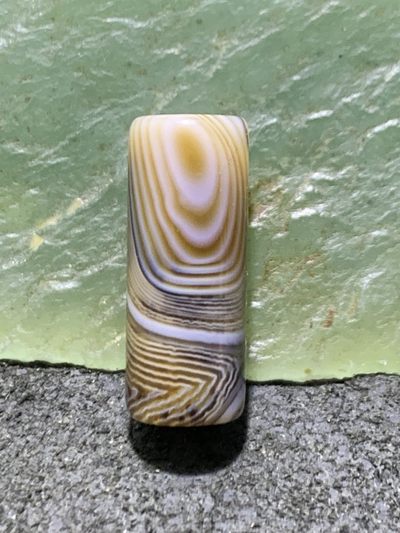 精美天眼千层纹缠丝玛瑙直桶，桶珠一个， - 精美天眼千层纹缠丝玛瑙直桶，桶珠一个，