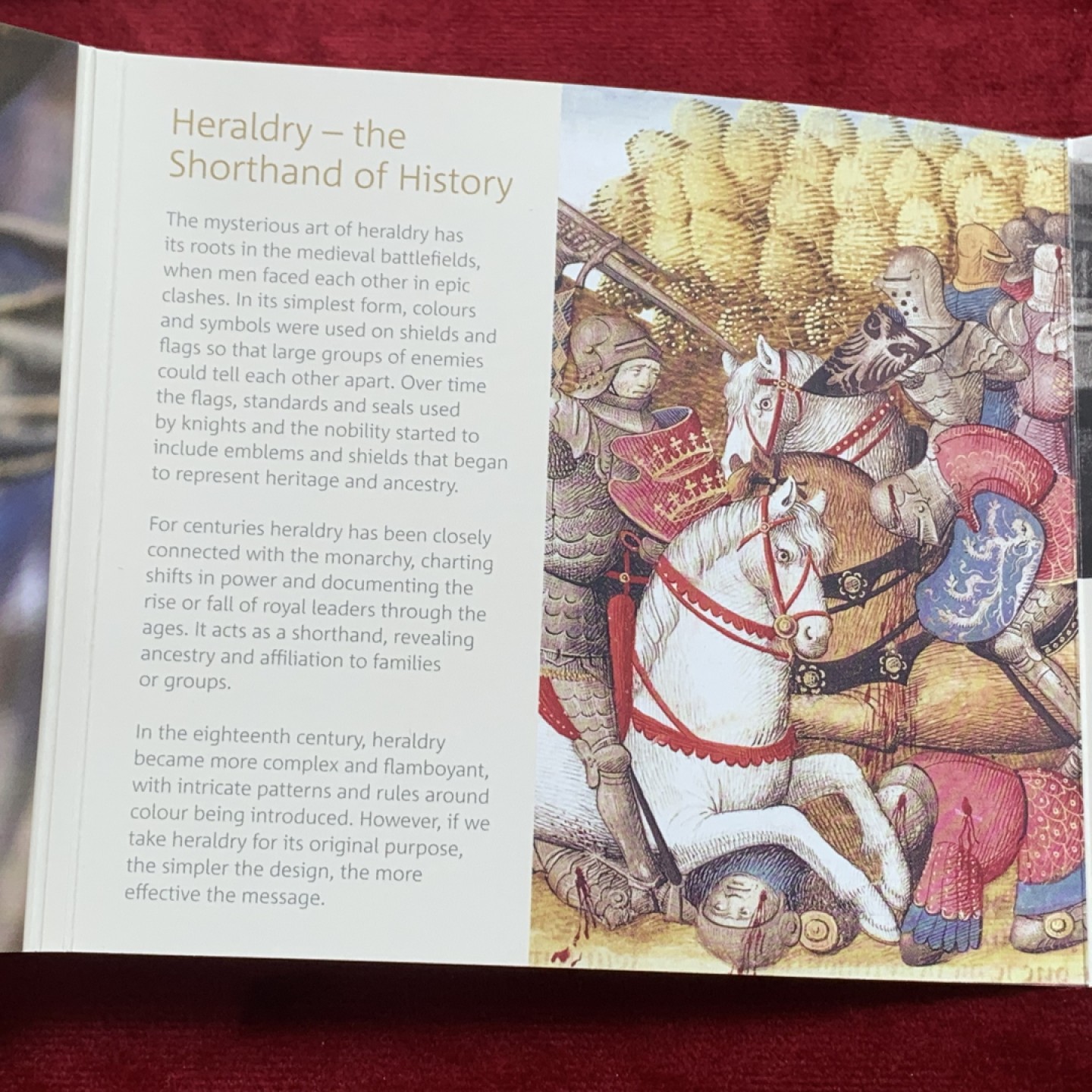 《竞宝斋》第121场-周日，周一 ，2场连拍（全场包邮） 卡册 英国2018年 英国5镑克朗型纪念币BU，威斯敏斯特十野兽之一（克拉伦斯黑牛号）铜镍合金，重28.28g